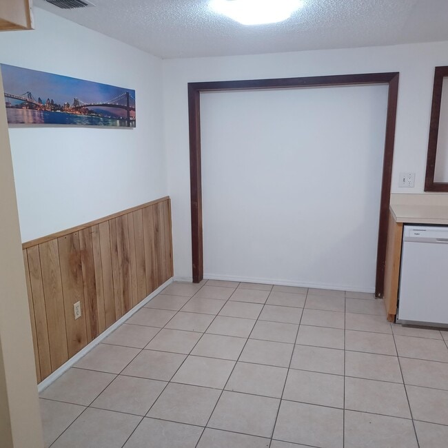 Foto del edificio - 9035 Arndale Cir