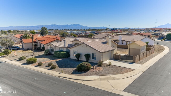 Foto del edificio - 3824 Plaza De La Yerba