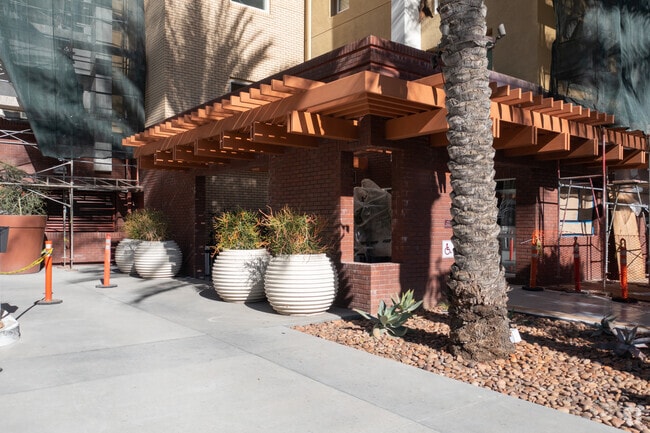 Ascent at Warner Center