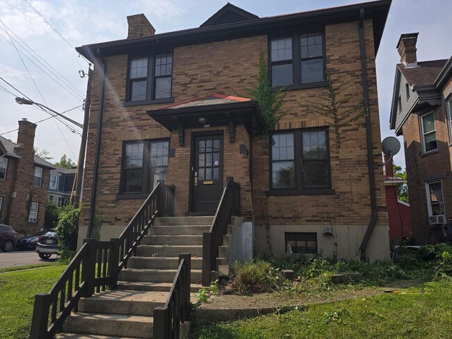 Photo - 3745 Saint Lawrence Ave Apartment