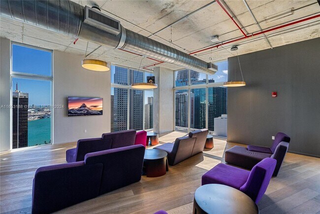 Foto del edificio - 151 SE 1st St
