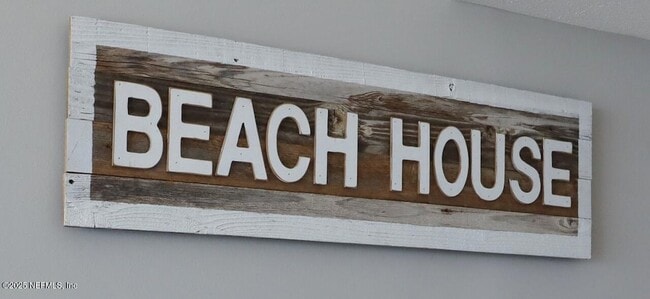 Building Photo - 1301 1st St S