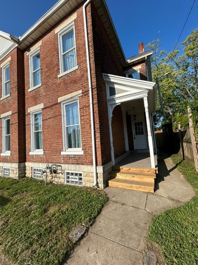 Photo - 19-21 S. Van Lear St. Apartment
