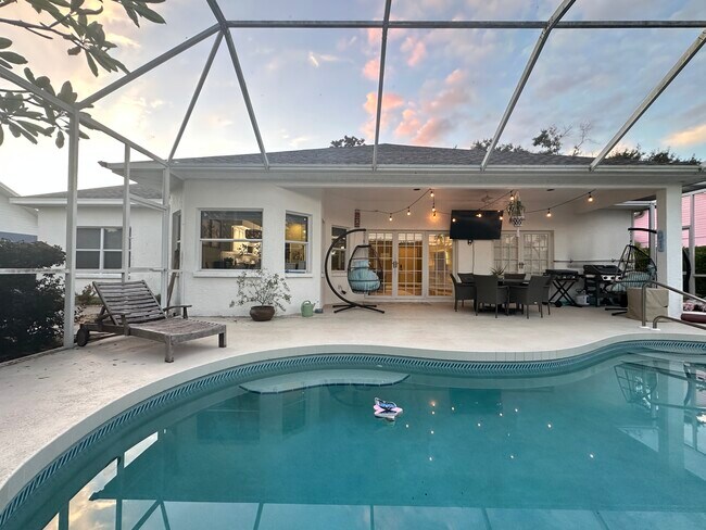 Foto del edificio - 5738 39th Street Cir E