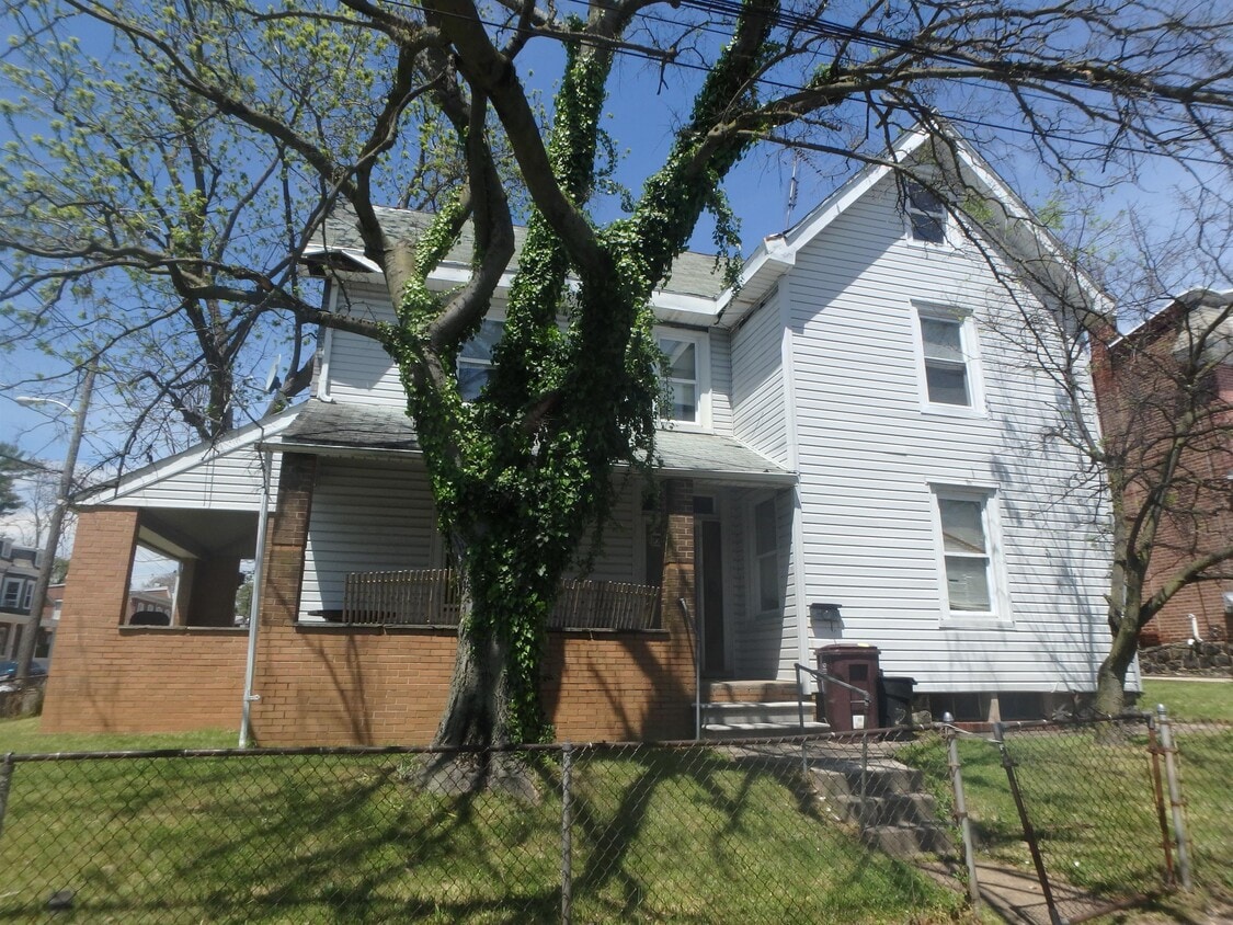 Primary Photo - 2901 N West St