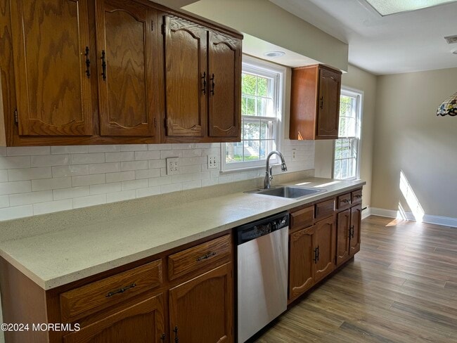 Building Photo - 417A Onset Ln