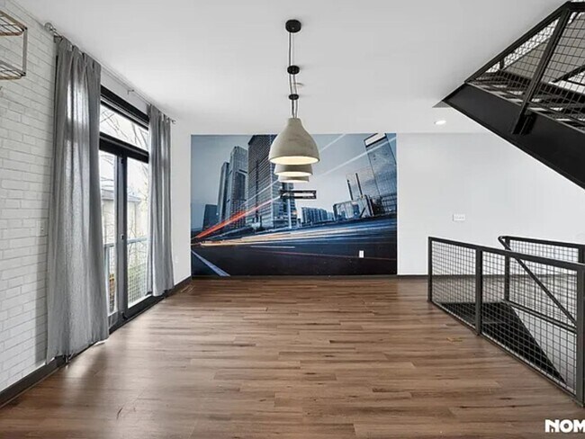 Foto del edificio - 1273 MacKintosh pknw