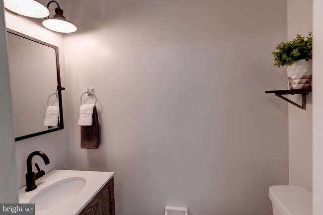 Foto del edificio - 8607 Kenosha Ct