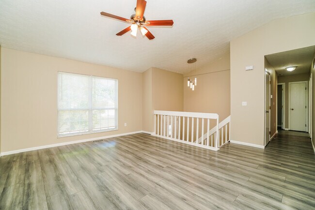 Building Photo - Stunning 3 Bedroom Home in Columbus, OH!