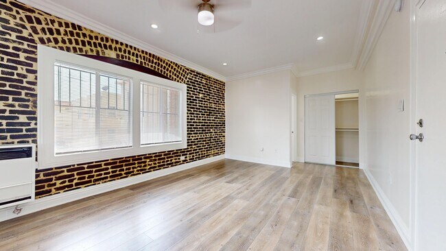 Foto del edificio - New Hampshire Manor