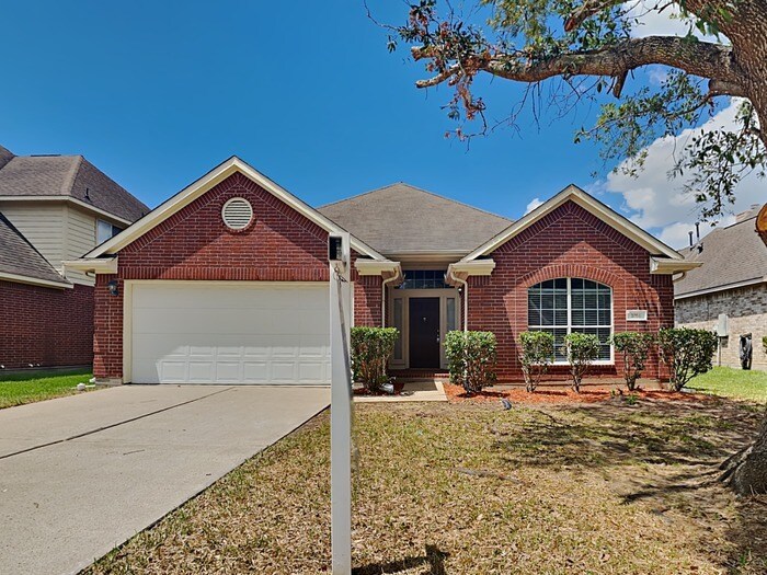 500 off Second Full Month Rent!! House for Rent in Fresno, TX