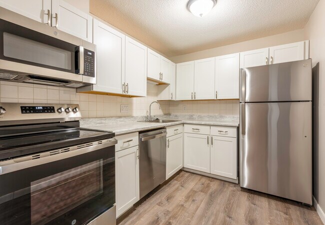 Foto del edificio - Ledgewood Court Apartments