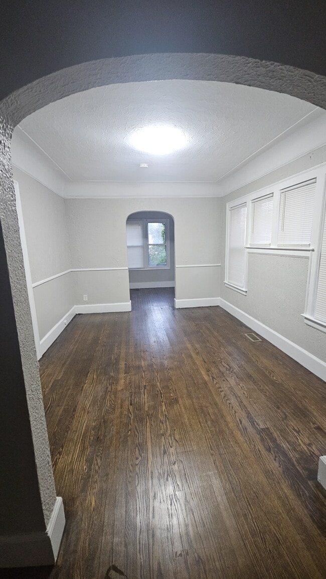 Foto del edificio - 16232 Birwood St