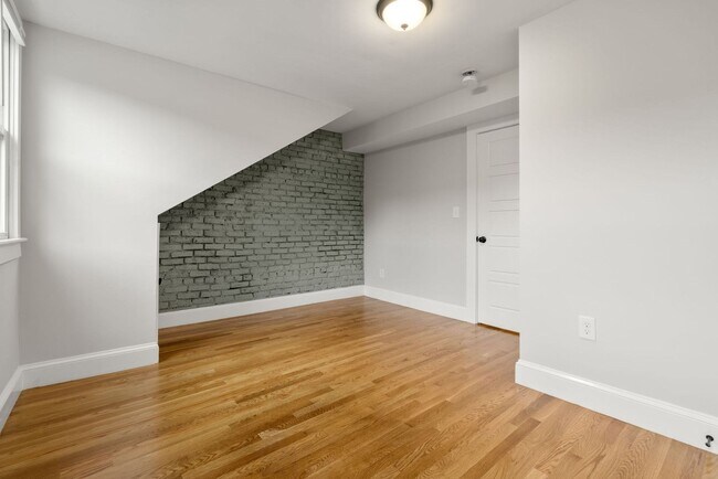 Foto del edificio - HOT BRIGHTON LISTING!!!!