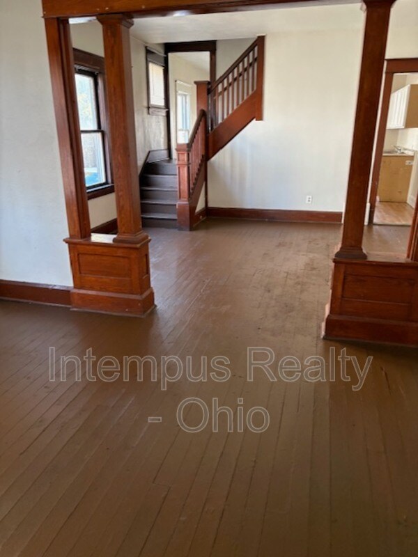 Foto del edificio - 243 Sexton St