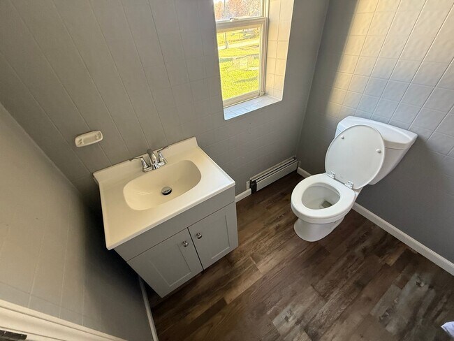 Foto del edificio - Four Bedroom, Two Plus Bathroom House in Morley with a View