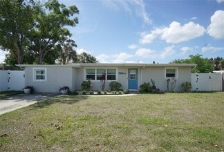 Building Photo - 4108 W Montgomery Terrace
