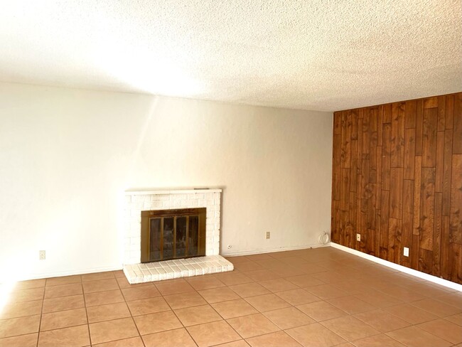 Foto del edificio - 25358 Lane St