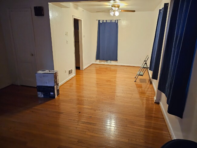 Foto del edificio - 5724 Chillum Pl NE