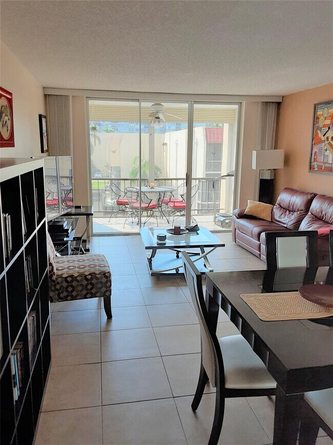 Foto del edificio - 777 S Federal Hwy