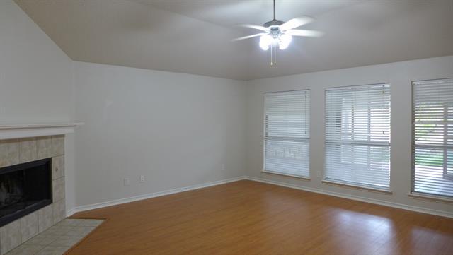 Building Photo - 3821 Red Oak St
