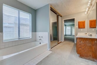 Building Photo - 3102 Ashford Bend Dr