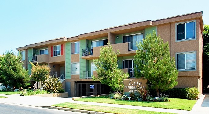 Primary Photo - Lido Apartments - 3130 Bagley Ave