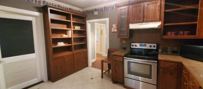 Foto del edificio - "Charming 2-Bedroom Home with Guest Suite & Cozy Fireplace in Cresson"