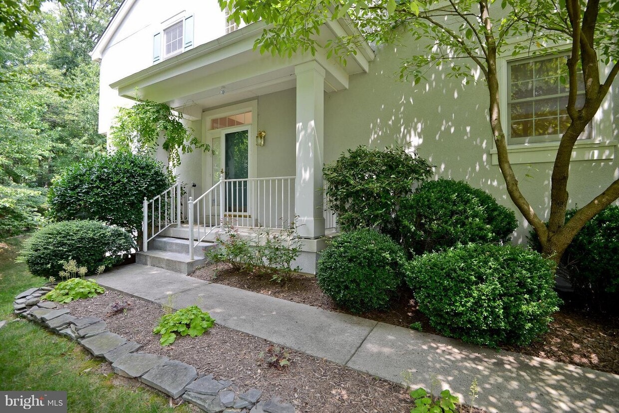 1310 Park Garden Ln, Reston, VA 20194 Townhome Rentals in Reston VA