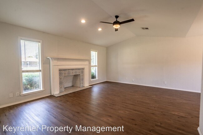 Building Photo - 3 br, 2 bath House - 2856 W 112th St