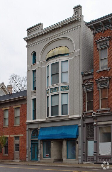 Foto del edificio - 50 S Main St
