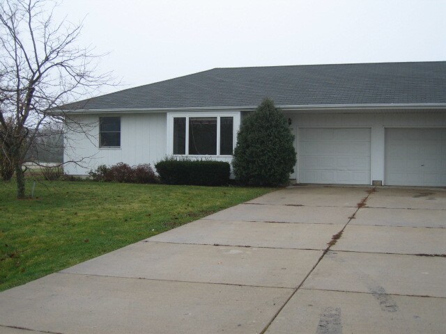 Primary Photo - 2535 N 4645th Rd