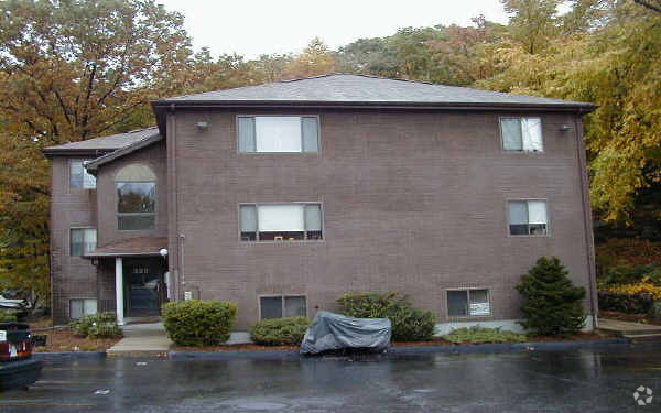 Primary Photo - 329 Lincoln St