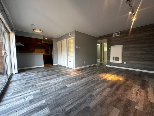 Foto del edificio - 3262 Branard St