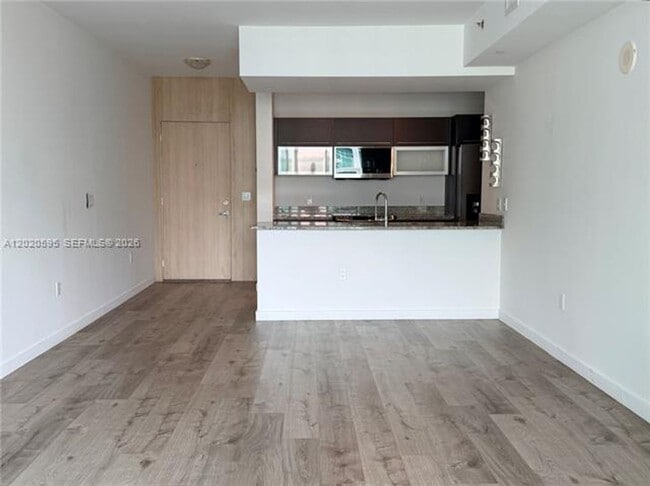 Photo - 951 Brickell Ave Apartment