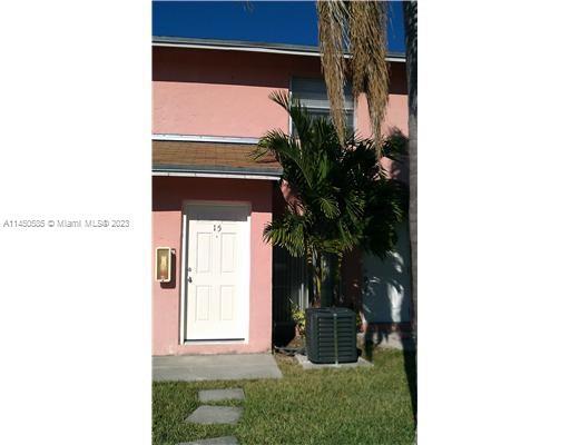 Foto del edificio - 15270 SW 80th St