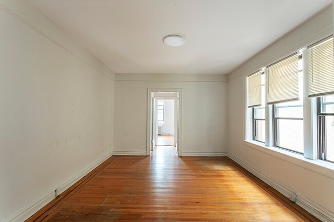 Building Photo - 260 Harrison Ave