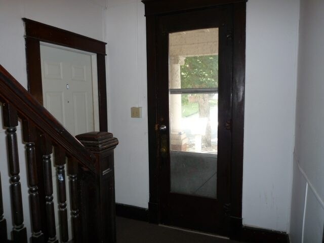 Foto del edificio - 818 Broadway St