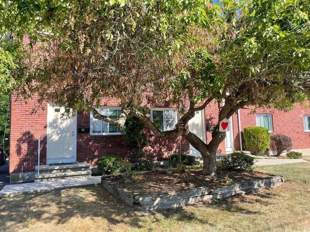 22 Concord Ave, Canton, MA 02021 Townhome Rentals in Canton MA