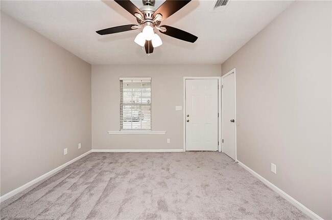 Foto del edificio - 8990 Sterling Ridge Ln