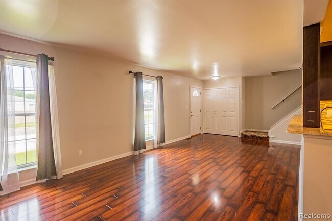 Foto del edificio - 35243 Turner Dr