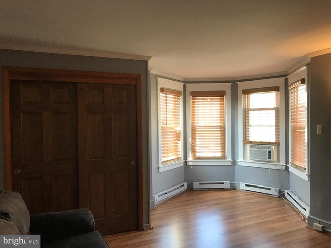 Building Photo - 1432 Huddell Ave