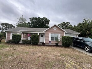 Building Photo - 1018 Landsdowne Dr