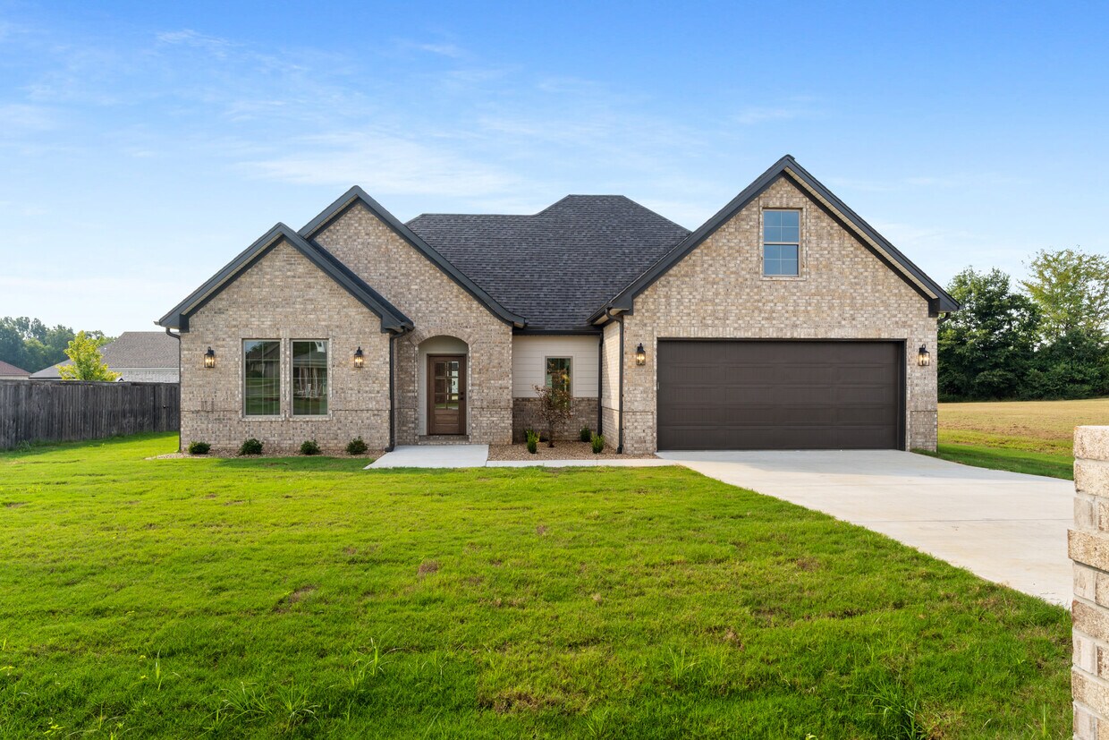 Foto principal - 201 Plantation Dr
