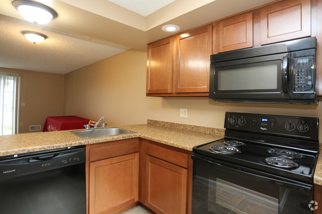 Kitchen - North Shore Townhomes