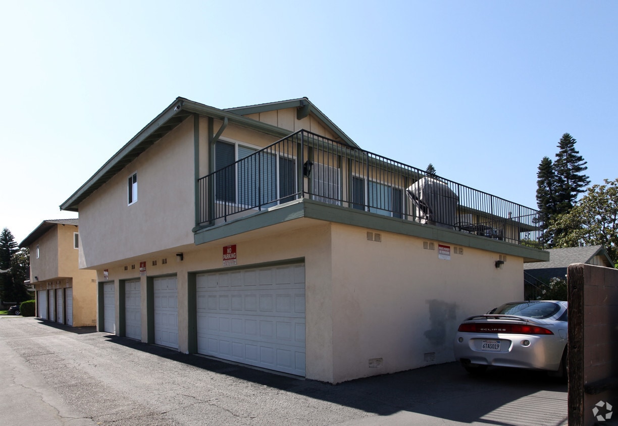 Building Photo - 1218 S Athena Way
