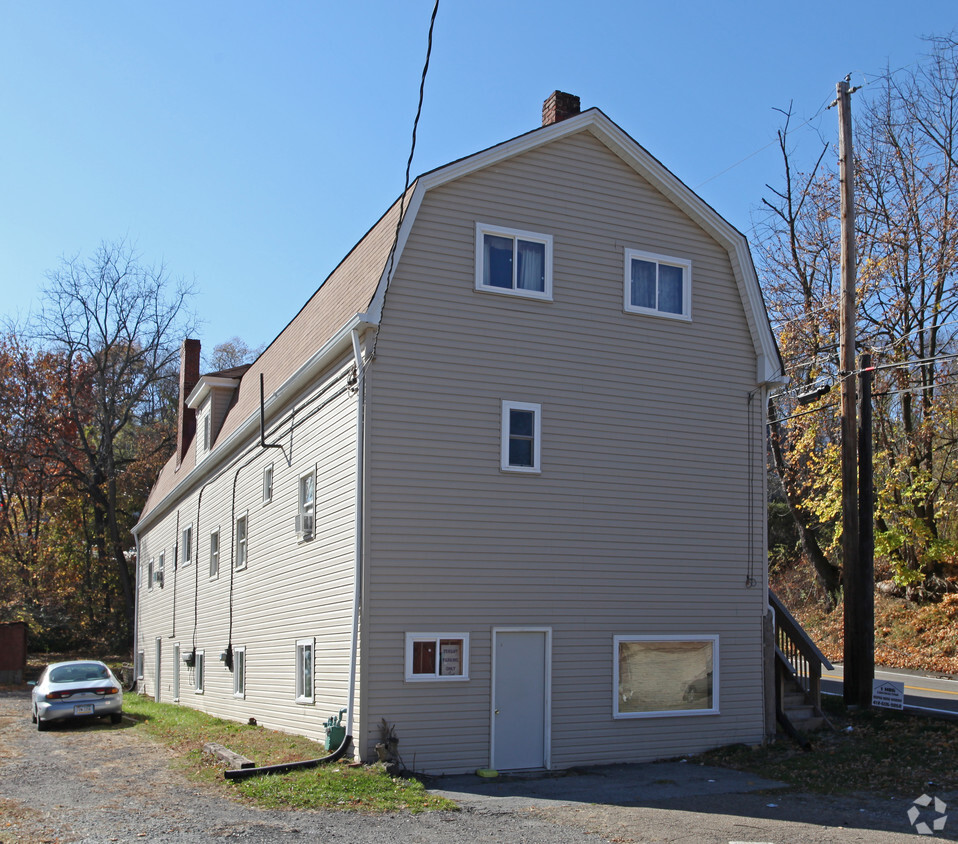 Primary Photo - 5100 Old Clairton Rd