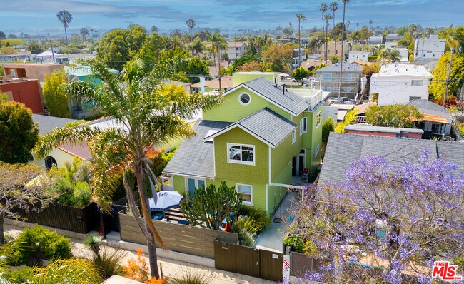 Building Photo - 519 San Juan Ave