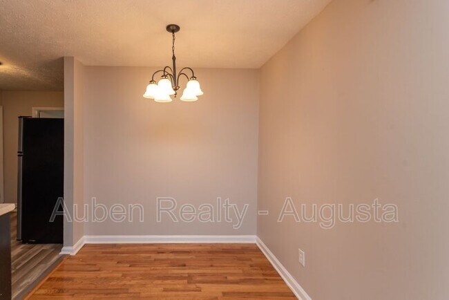 Building Photo - 100 Dugan Ct