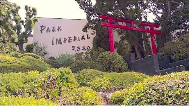 Building Photo - 3320 Griffith Park Blvd